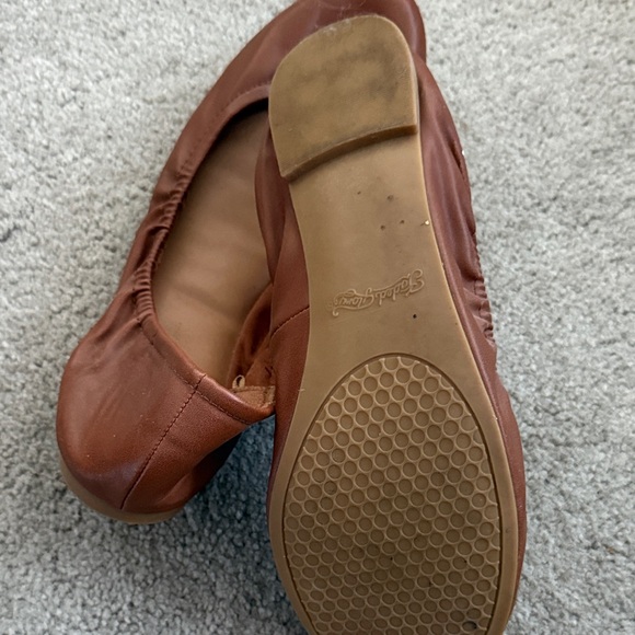 Faded Glory Tan Ballet Flats - Picture 3 of 6